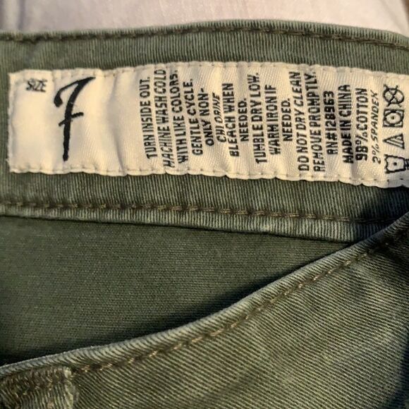 INDIGO REIN Olive Shorts Bermuda Size 7 - Picture 5 of 5